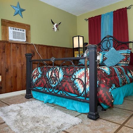 Room In Bb - Pleasant Days Bb Southwest Cottage هوموساسا المظهر الخارجي الصورة